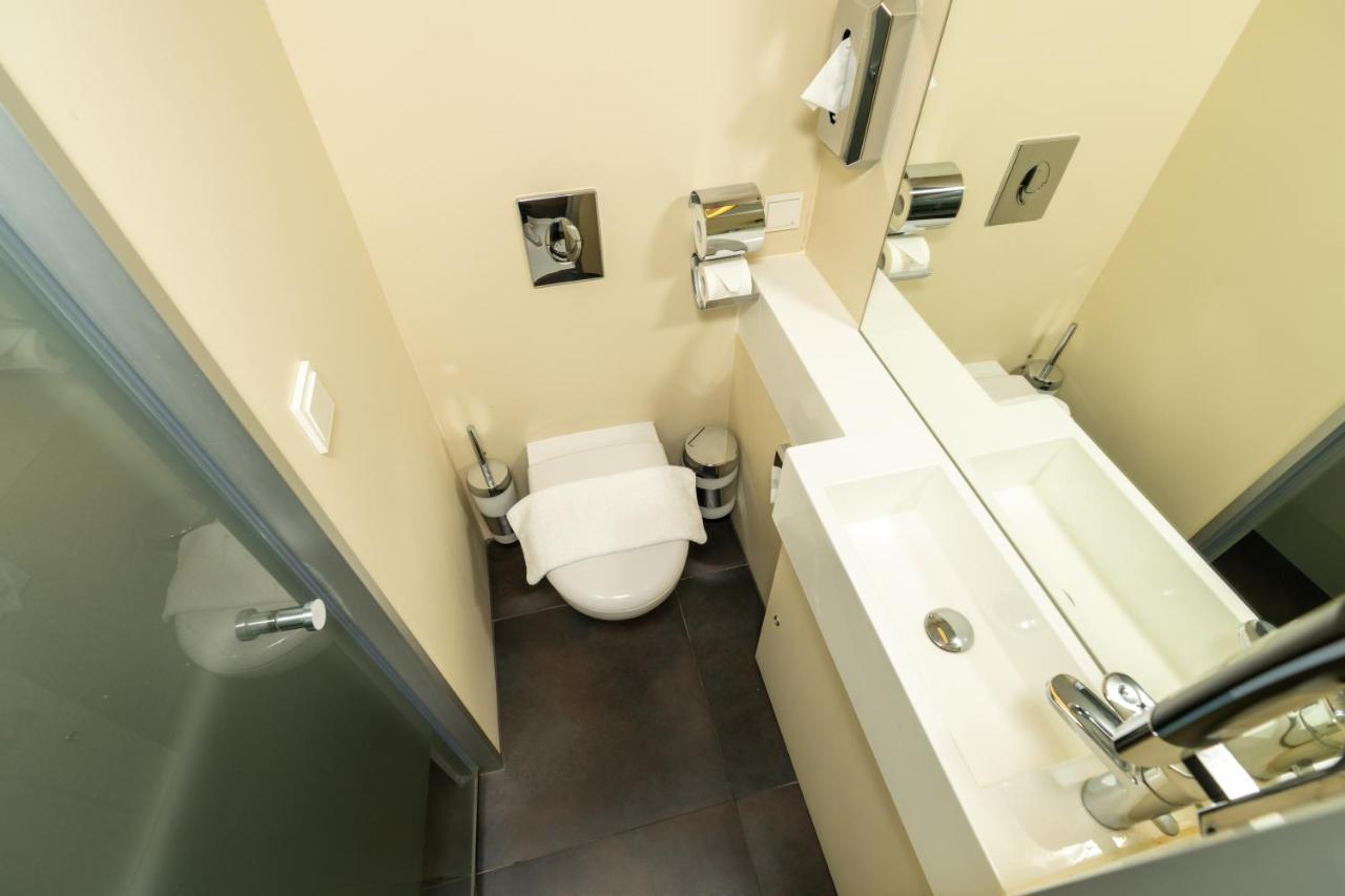 Hotel Duesseldorfer Hof Francfort-sur-le-Main Extérieur photo